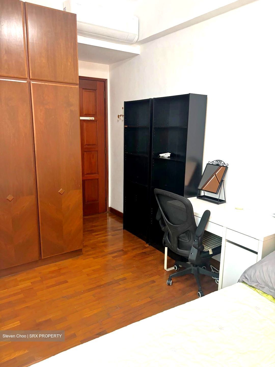 Simsville (D14), Condominium #639147721